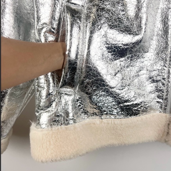 BLANK NYC Silver Metallic Faux Shearling Aviator Jacket Cozy Moto Zip SZ L - Picture 11 of 12